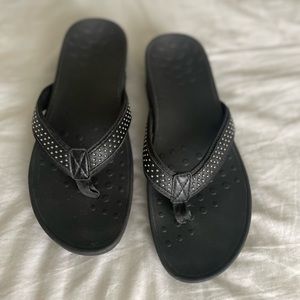 Black Sandal